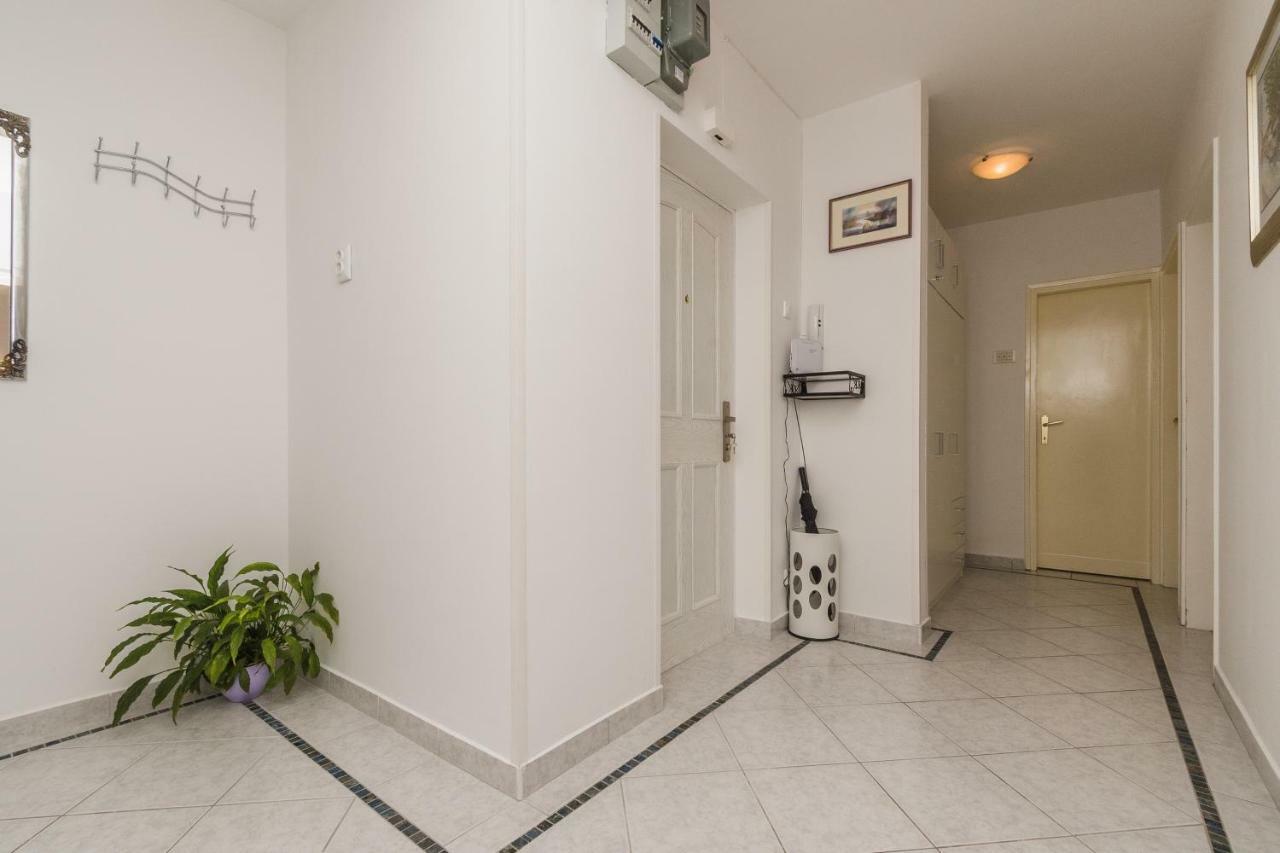 Apartment Marty Crikvenica Exterior foto